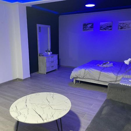 חדרי לייבל Label Rooms Blue & Red Tyberiada Zewnętrze zdjęcie