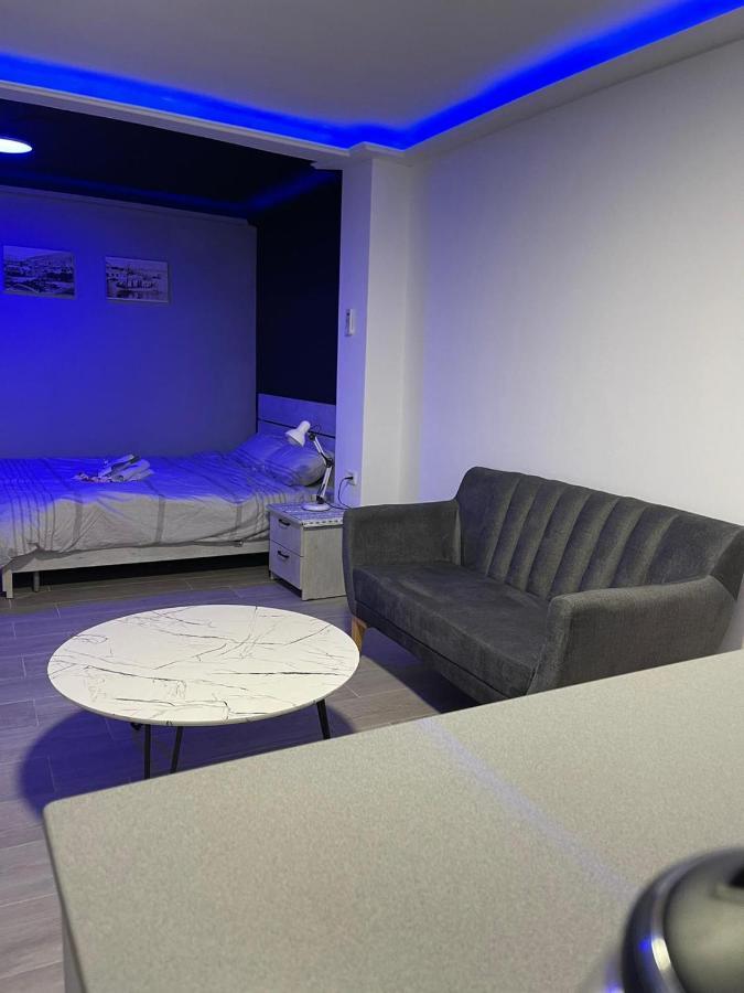 חדרי לייבל Label Rooms Blue & Red Tyberiada Zewnętrze zdjęcie