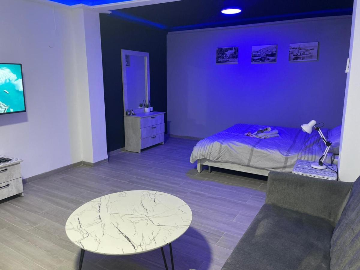 חדרי לייבל Label Rooms Blue & Red Tyberiada Zewnętrze zdjęcie